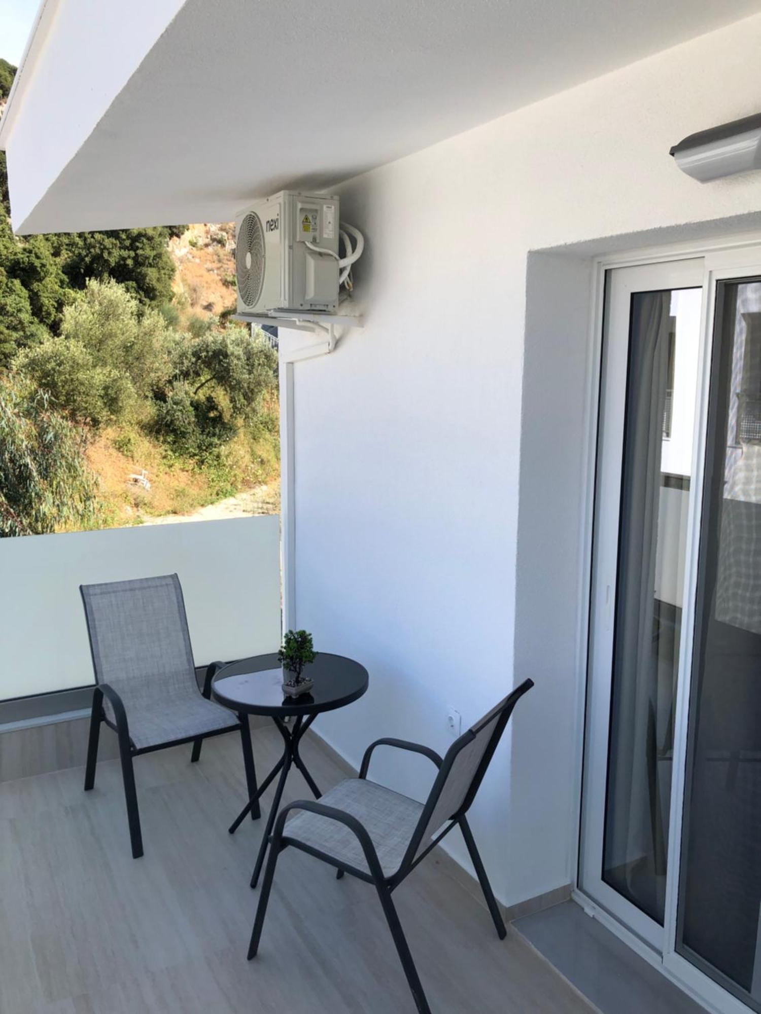 Fiosal Apartments 3 Skiathos Town Exterior photo